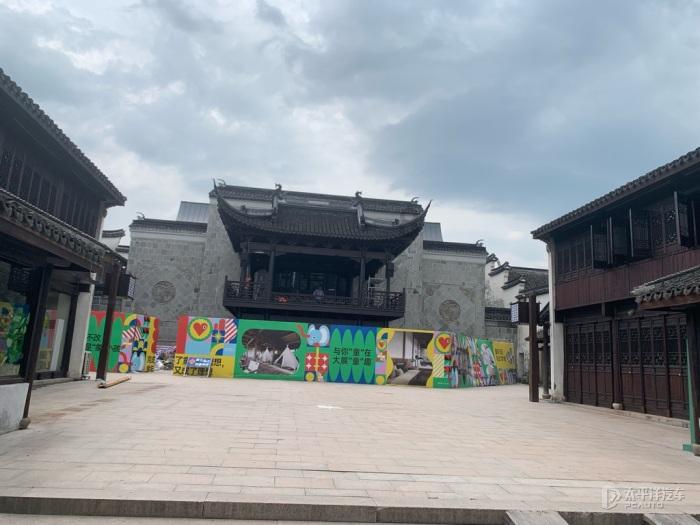 逃离椰子岛